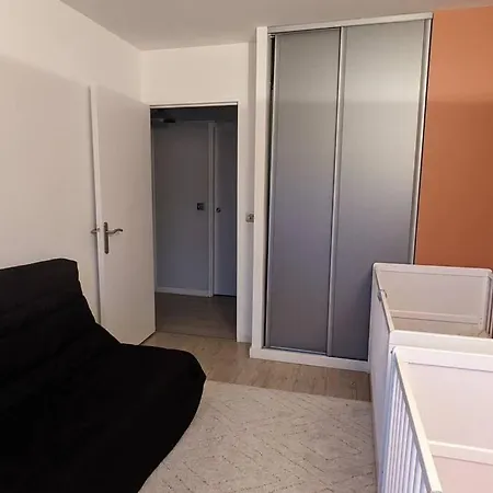 2 Bedrooms Port, Balcony, Ac, Toys, Kids Beds * Nice