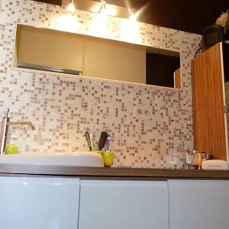 2 Bedrooms Port, Balcony, Ac, Toys, Kids Beds Appartement