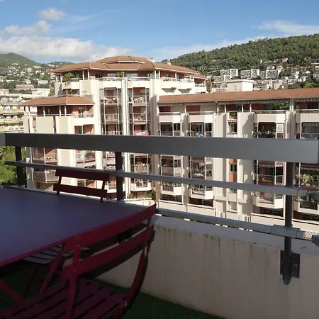 2 Bedrooms Port, Balcony, Ac, Toys, Kids Beds Appartement Nice