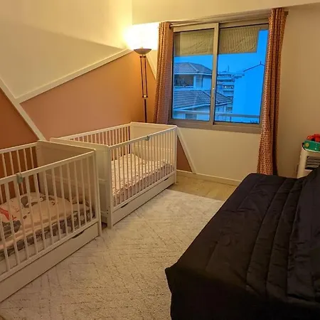 2 Bedrooms Port, Balcony, Ac, Toys, Kids Beds